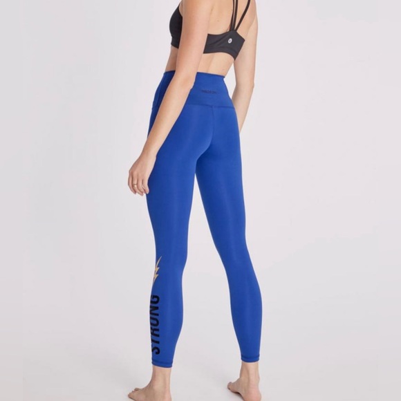 WILDFOX || Strong 7/8 Lightning Leggings in Digital Blue - SZ Small 💙NWT💙 - Picture 9 of 10